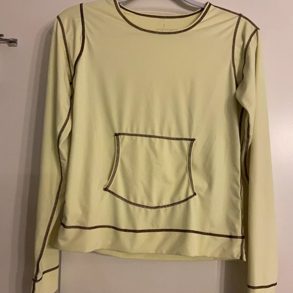 Athleta women’s long sleeve top size small color green